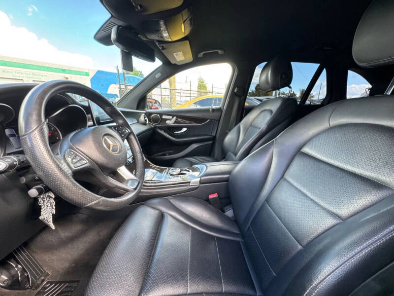 2018 Mercedes-Benz GLC GLC 300 4MATIC