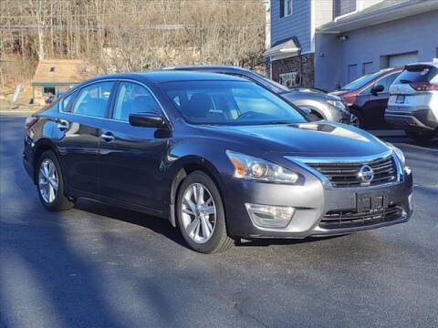 2013 Nissan Altima for sale at Canton Auto Exchange in Canton CT