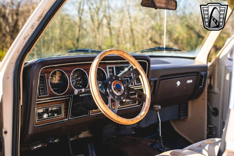 1983 Dodge Ramcharger 150