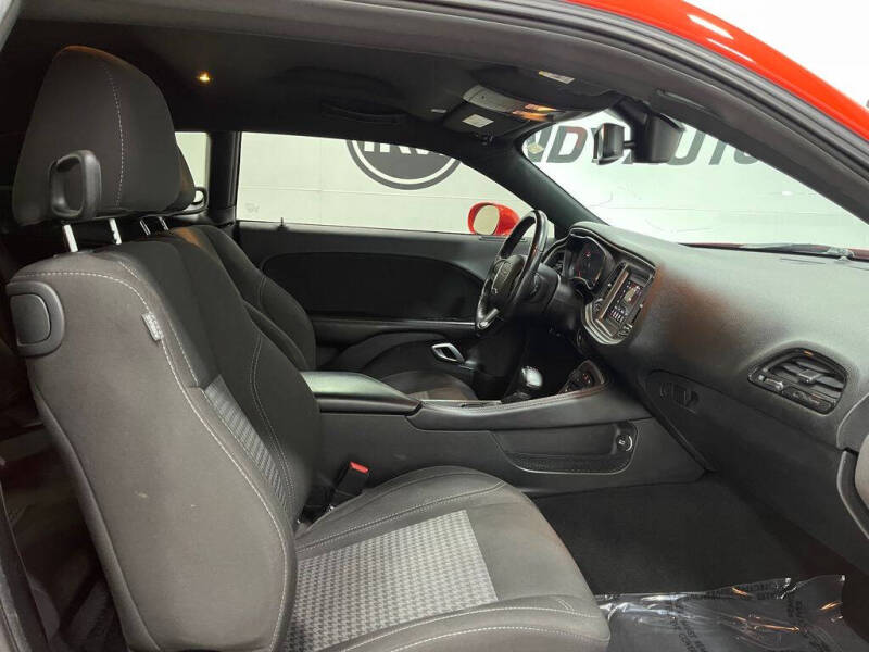 2022 Dodge Challenger SXT