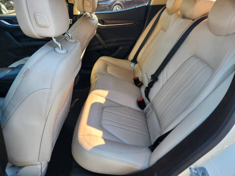 2014 Maserati Ghibli S Q4