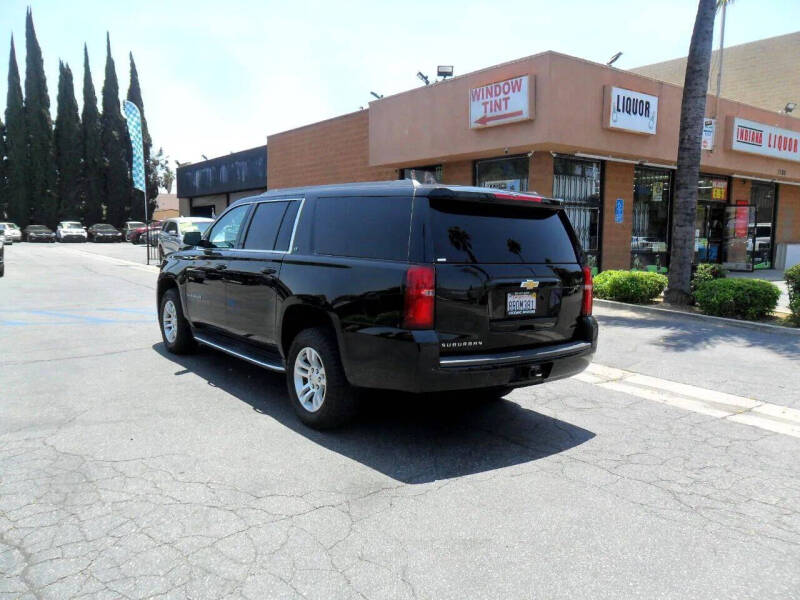 2018 Chevrolet Suburban LT