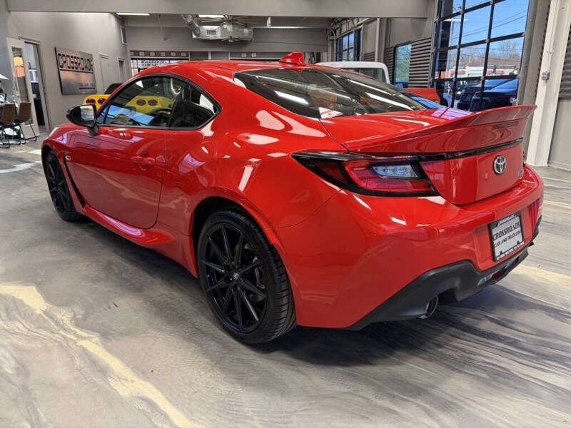 2024 Toyota GR86 Premium