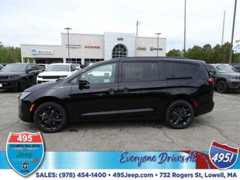 2027 Chrysler Pacifica Limited