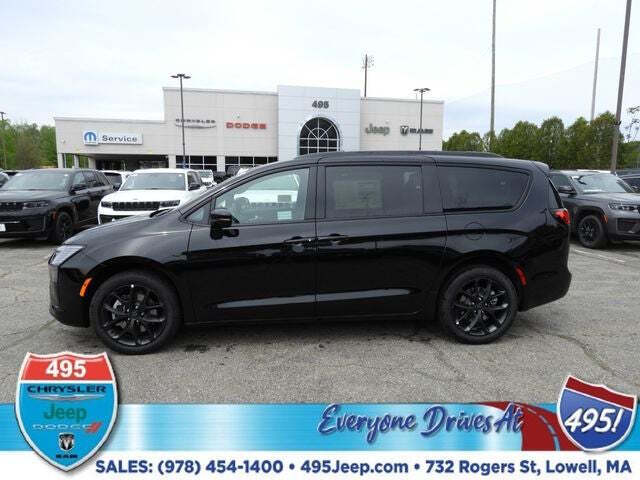 2027 Chrysler Pacifica Limited