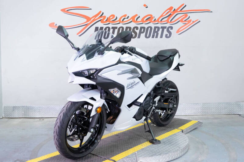 2025 Kawasaki Ninja 500
