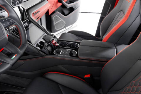 2024 Lamborghini Urus S