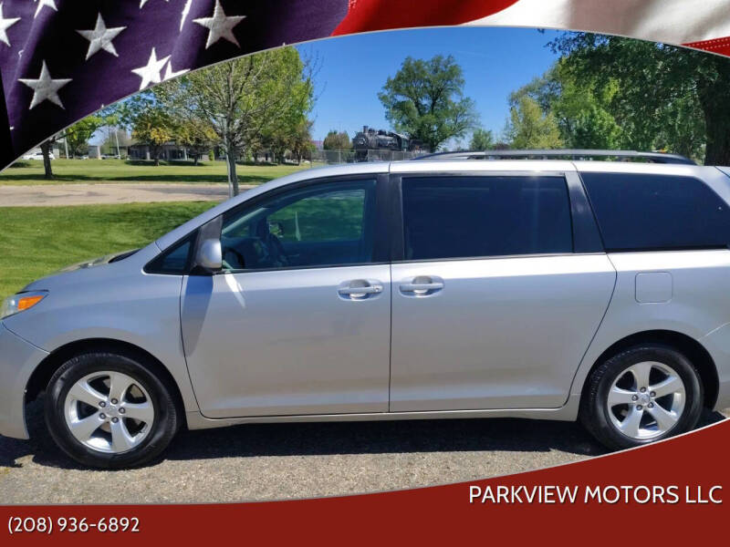 2015 Toyota Sienna