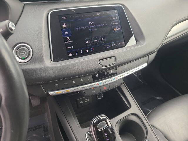 2023 Cadillac XT4 Premium Luxury