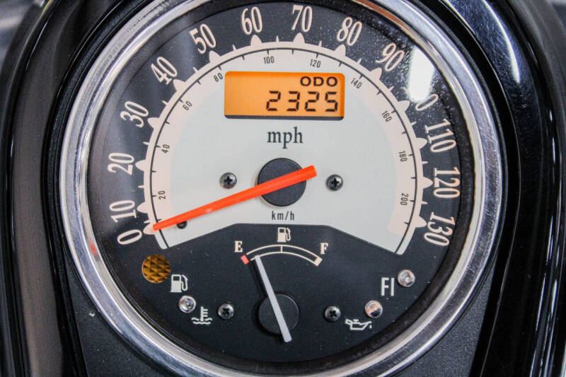 2021 Kawasaki Vulcan 900 Classic