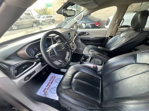 2017 Chrysler Pacifica Touring Plus