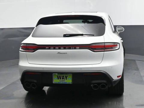 2025 Porsche Macan