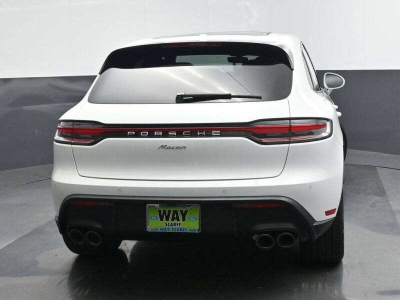 2025 Porsche Macan
