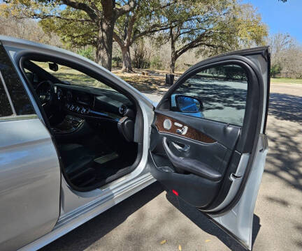 2019 Mercedes-Benz E-Class E 300