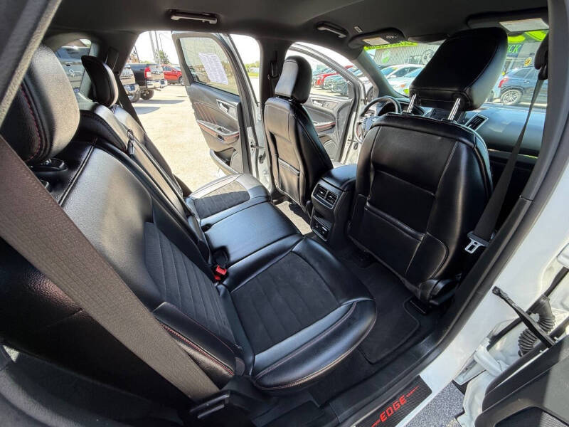 2022 Ford Edge ST-Line