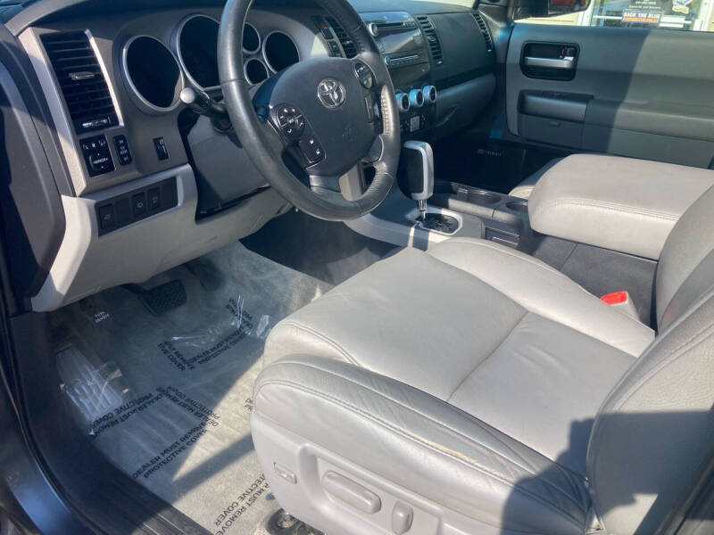 2010 Toyota Sequoia Limited