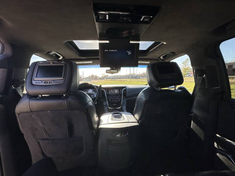 2018 Cadillac Escalade ESV Platinum