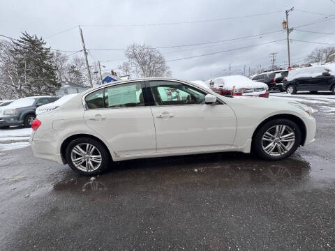 2011 Infiniti G37 Sedan x