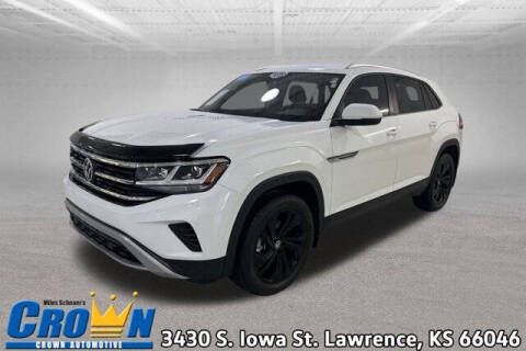 2023 Volkswagen Atlas Cross Sport for sale at Crown Automotive of Lawrence Kansas in Lawrence KS