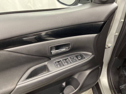 2020 Mitsubishi Outlander ES