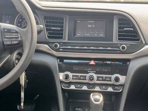 2020 Hyundai Elantra