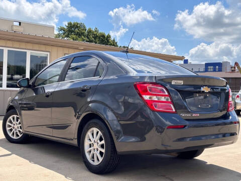 2017 Chevrolet Sonic LT Auto