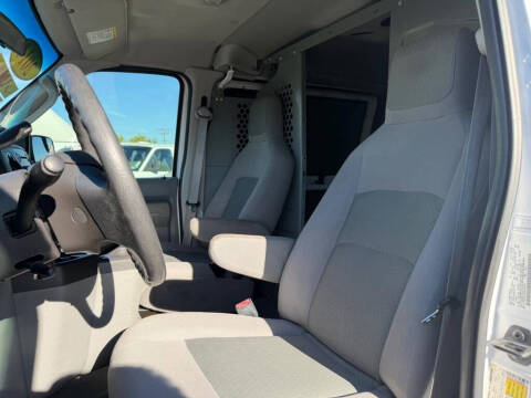 2014 Ford E-Series E-250