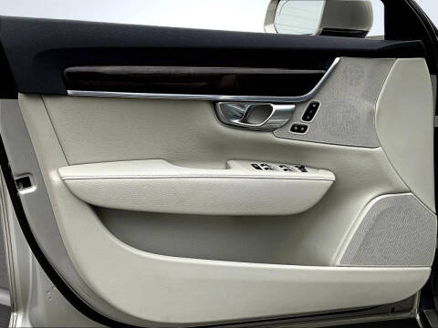 2018 Volvo S90 T5 Momentum