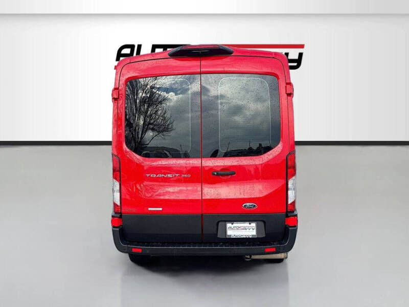 2022 Ford Transit