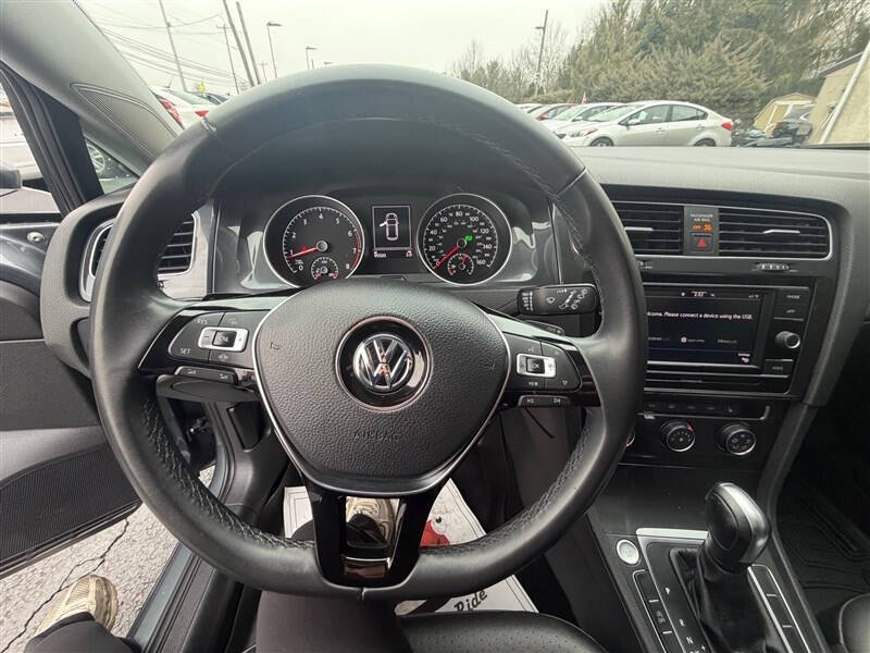 2021 Volkswagen Golf TSI