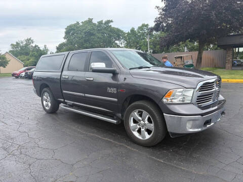 2017 RAM 1500 SLT