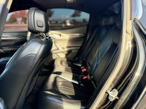 2017 Maserati Ghibli