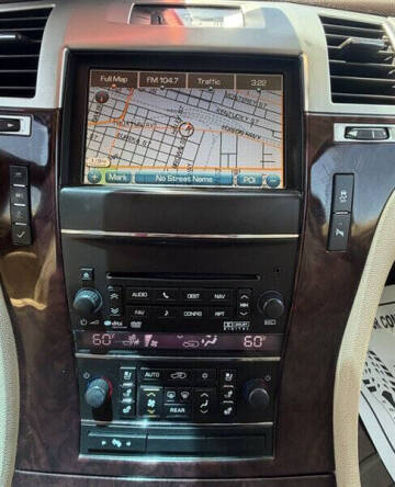 2012 Cadillac Escalade Luxury