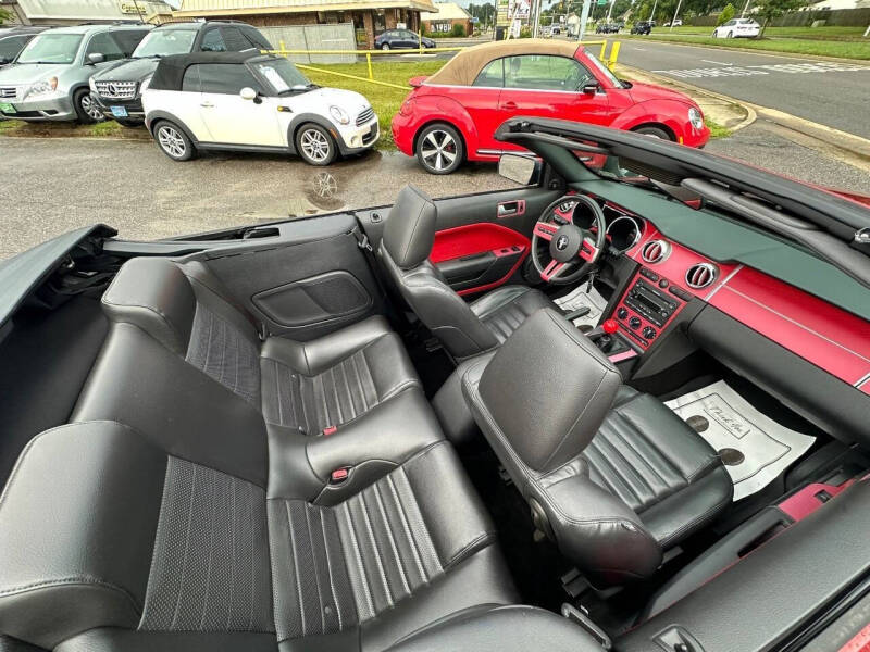 2005 Ford Mustang GT Premium
