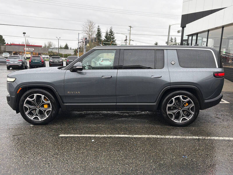 2022 Rivian R1S Launch Edition