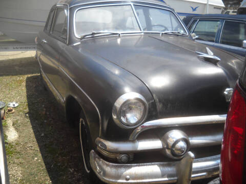 1951 Ford Crestline