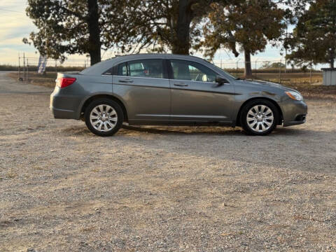 2013 Chrysler 200 LX