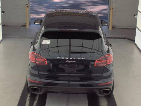 2016 Porsche Cayenne