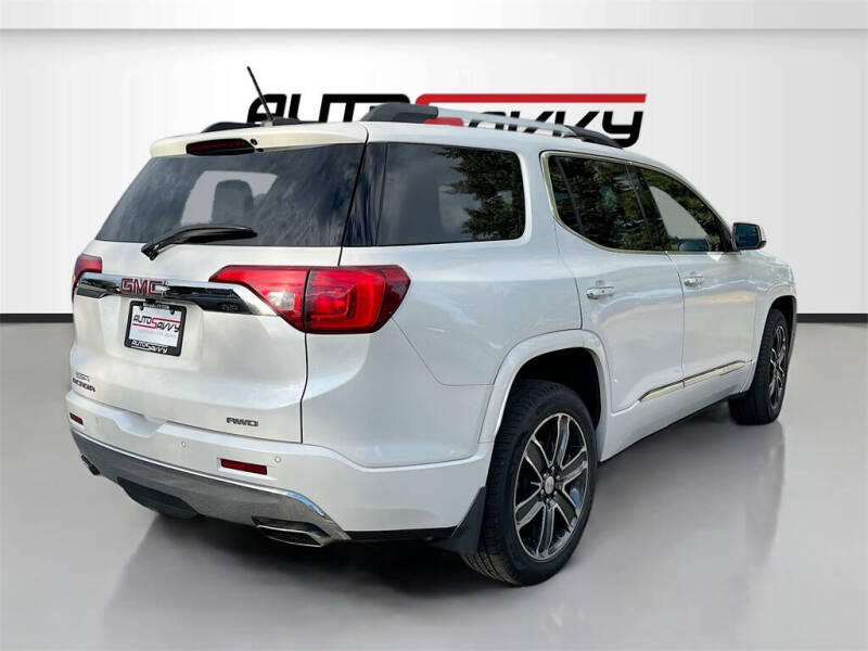 2018 GMC Acadia Denali