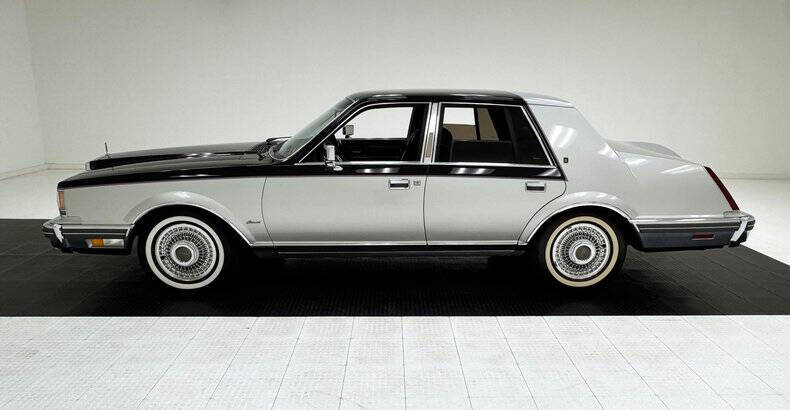 1983 Lincoln Continental