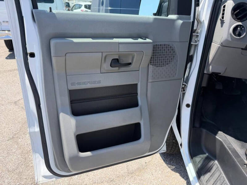 2014 Ford E-Series