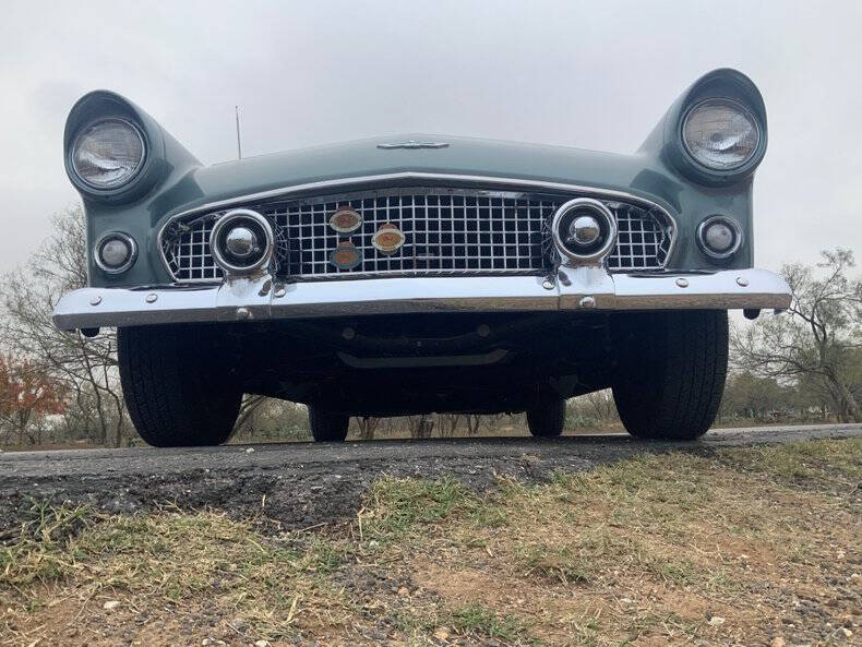 1956 Ford Thunderbird