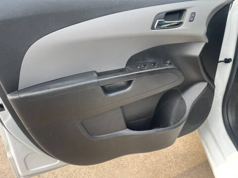 2014 Chevrolet Sonic LT Auto