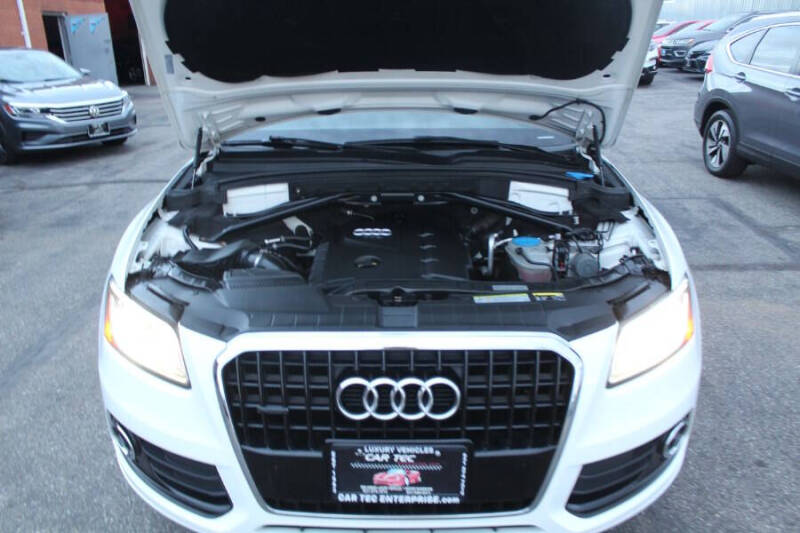 2017 Audi Q5 2.0T quattro Premium