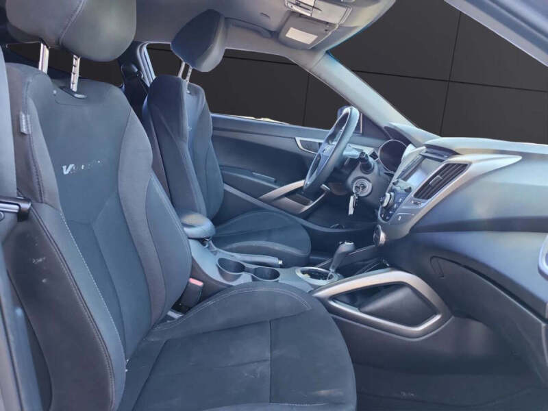 2016 Hyundai Veloster