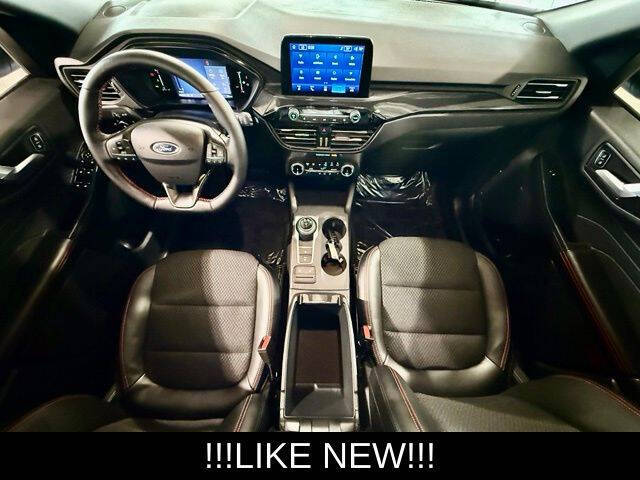 2025 Ford Escape ST-Line Select