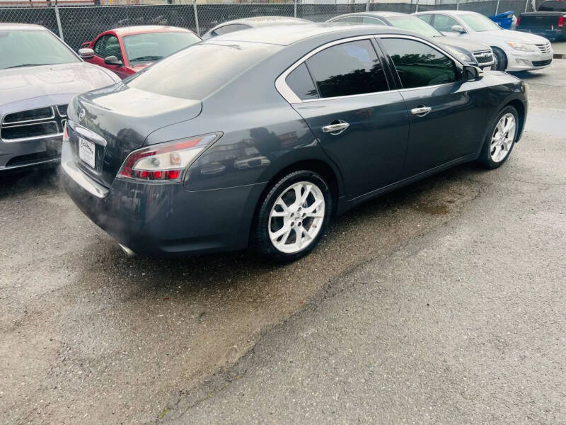 2013 Nissan Maxima