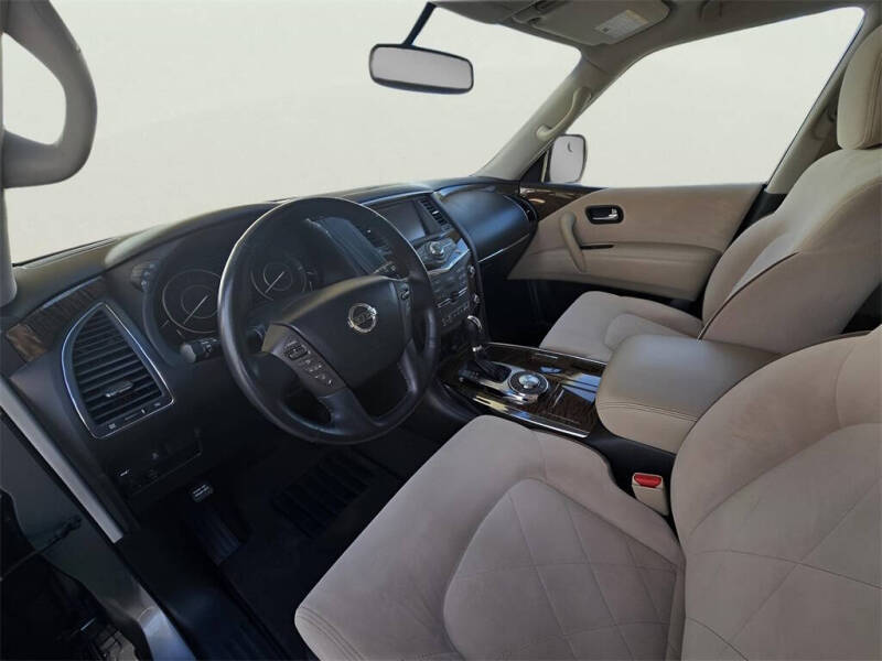 2017 Nissan Armada SV