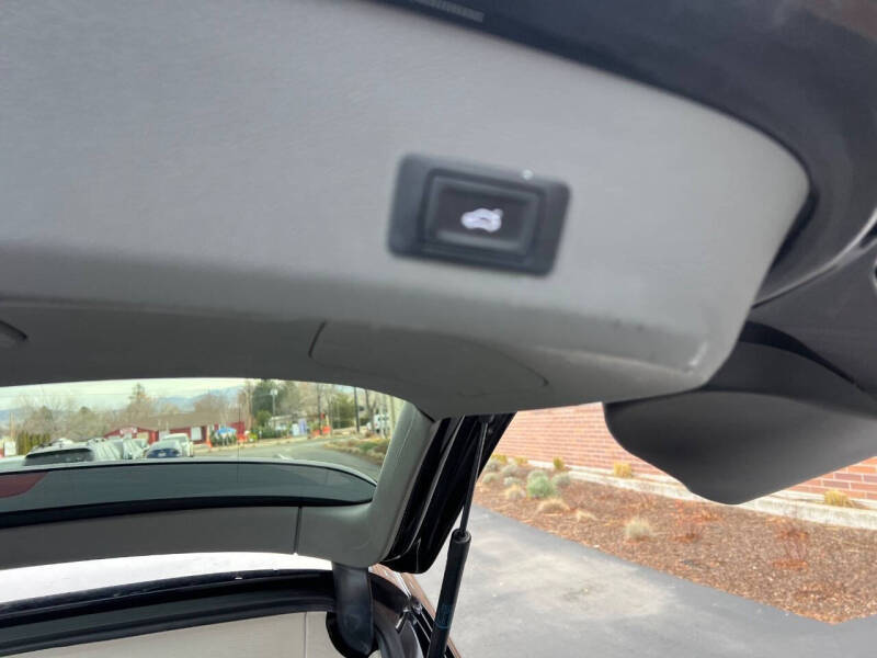 2015 Audi Q7 3.0T quattro Premium Plus