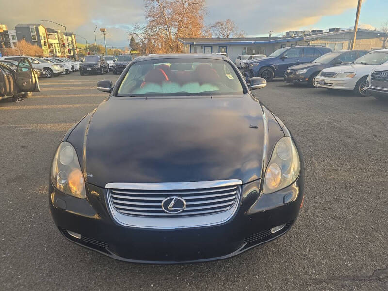 2005 Lexus SC 430's photo